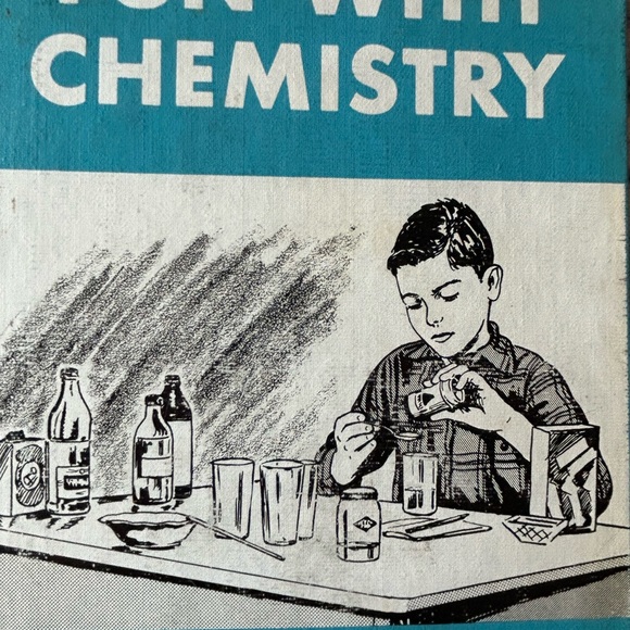 1940s Chemistry book for elementary school library - “Fun With Chemistry“ - Picture 5 of 10